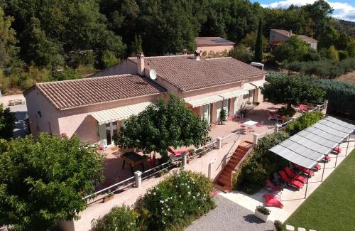 Saint-Julien-d'Asse Cama Y Desayuno | La Bastide des Roses