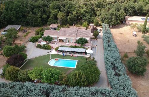 Saint-Julien-d'Asse Cama Y Desayuno | La Bastide des Roses