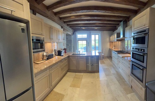 Chassagne-Montrachet Casa | La Bastide De Chassagne-montrachet