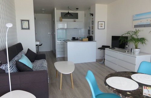 La Baule-Escoublac Apartamento | LA BAULE estudio frente al mar con estacionamiento y bicicletas