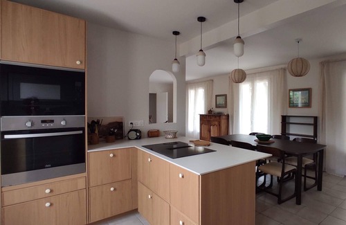 Bretignolles-sur-Mer Casa | La Bavardelle: house for 10 people, 100 m from the beach, large garden