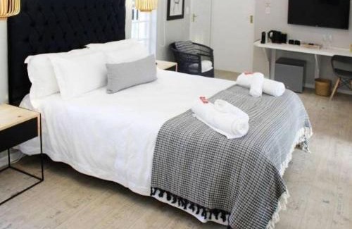 Bloemfontein Casa | La Belle Guest House