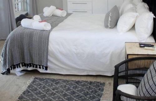 Bloemfontein Casa | La Belle Guest House
