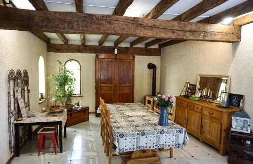 Arthes Cama Y Desayuno | La Bergerie De Valerie