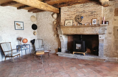 Nerac Casa | La Bernède, farmhouse with swimming pool