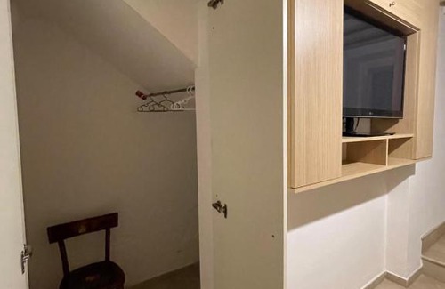 Serramazzoni Apartamento | Appartamento incantevole immerso nel verde