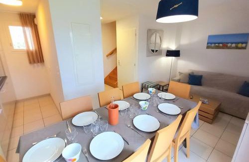 Bourgenay Casa | "LA BLEUE DES SABLES" Maison 8 personnes, dans village vacances, avec piscine accès gratuit