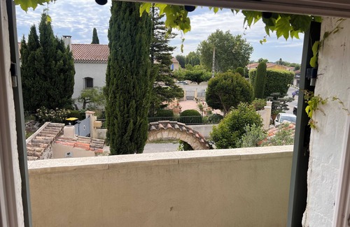 Mouries Casa | La Bohème 2, Mouries Centre au Cœur des Alpilles : Cosy T2 Avec Terrasse