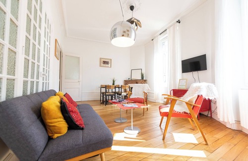 Cret de Roc Apartamento | La Bohème - Warm, tastefully decorated apartment in Saint-Étienne