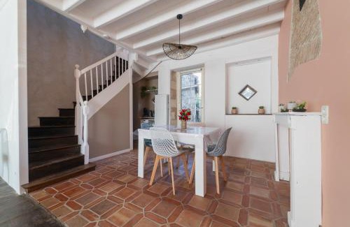 Sanxay Casa | La Bonbonnière maison de ville 10 personnes