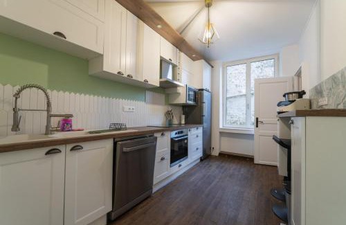 Sanxay Casa | La Bonbonnière maison de ville 10 personnes