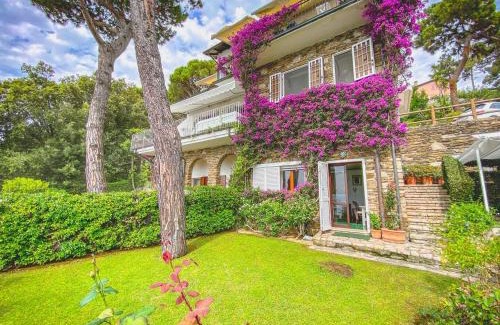 Ameglia Apartamento | La Bouganville - accesso a mare privato