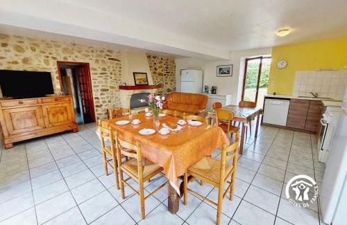 Saint-Ouen-des-Toits Casa | La Boulaie