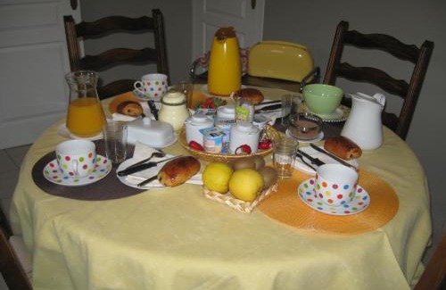 Estreelles Cama Y Desayuno | La Bourgade