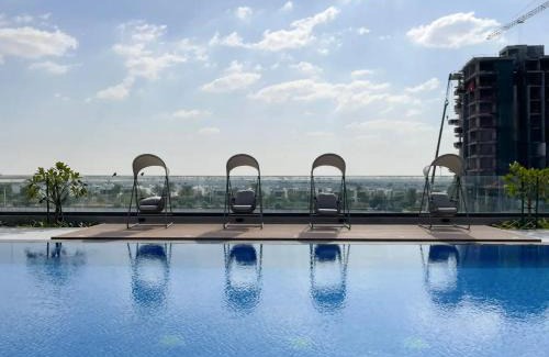 Dubai Apartamento | La Brisa - Stylish 2BR Apartment at Dubai Hills with Pool Access By ĀYA Boutique