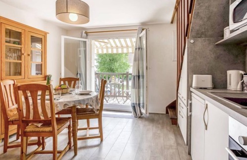 Merville-Franceville-Plage Apartamento | La Côte Fleurie by Interhome