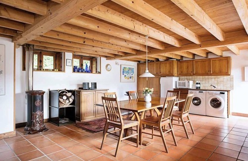 Nanteuil-de-Bourzac Casa | La Cotte country home for family break in perigord