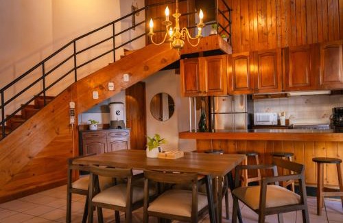 Santiago Sacatepequez Chalet De Esquí | La Cabaña entre bosques