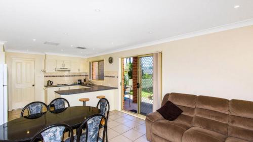 Ettalong Beach Casa | La Cabana - Ettalong Beach