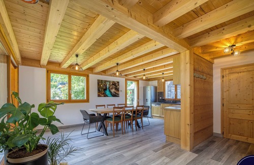 Chevaline Casa | 🏡 La Cabane à Camillo – Warm and Cozy Retreat