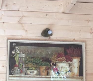 Barjols Otro | La cabane des amoureux du jardin