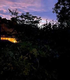 Barjols Otro | La cabane des amoureux du jardin