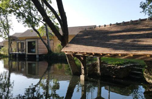 Aubepierre-Ozouer-le-Repos Casa | La cabane du pêcheur - Lodges de Bonfruit