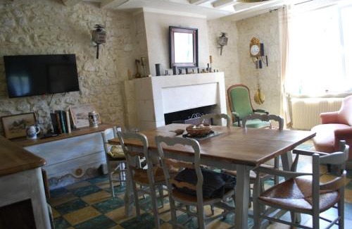 Civray-de-Touraine Casa | La caburoche de Charlemagne
