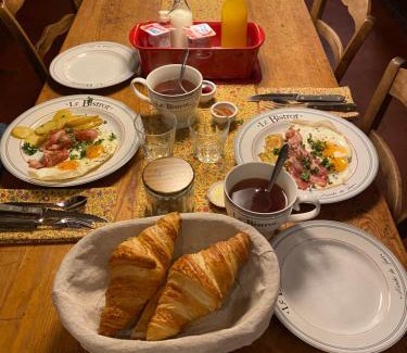 Montfort-sur-Argens Cama Y Desayuno | La Cachette du Comte
