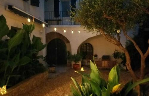 Aigues-Vives Cama Y Desayuno | La Cachette
