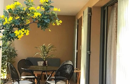 Saumane-de-Vaucluse Apartamento | La Calade, in the heart of Provence Country Club