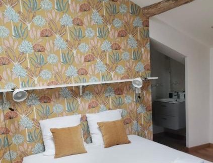 Sauveterre-Saint-Denis Cama Y Desayuno | La Canolière - Chambre d'hôte Noémie