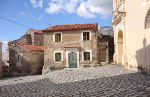 Maratea Casa | La canónica.