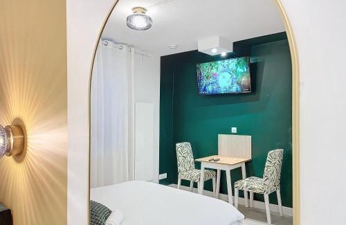 Metz Apartamento | La Canopée - studio - Netflix
