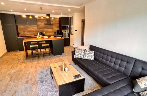 Saint-Claude Apartamento | La Capucine - Bright with balcony and parking space