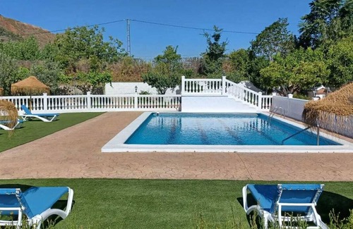 Cenes de la Vega Cabaña | La Casita de Rufo, con piscina, barbacoa y wifi a 10 min del centro de Granada