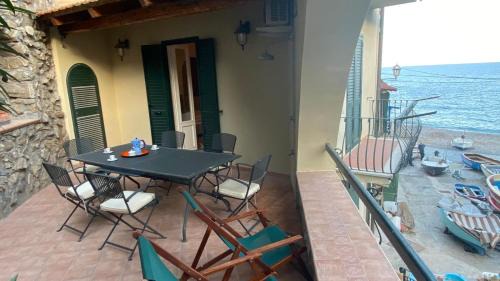Marina del Cantone Apartamento | La casa al mare