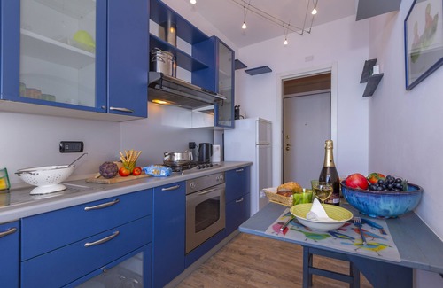 Capo Mimosa-Rollo Apartamento | La Casa Al Sole, Cervo, Italia