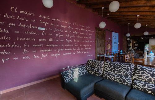 Alcanadre Casa | La Casa Azul