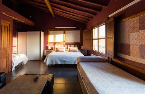 Alcanadre Casa | La Casa Azul