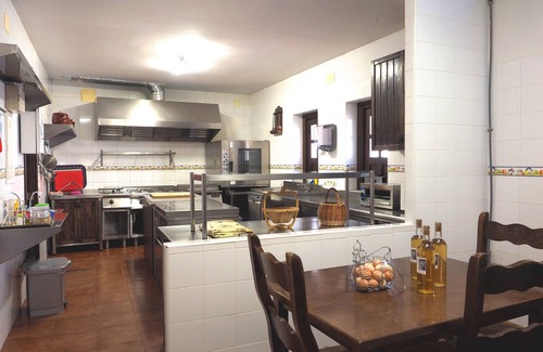 Villar de la Encina Villa | La Casa del Villar. 17 dormitorios. Especial para grupos grandes. Con piscina.