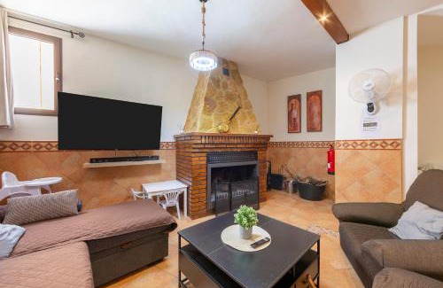 Fondón Casa | La Casa de la Buhardilla