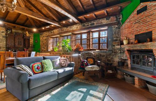Santo Adriano Casa | La Casa De La Torre