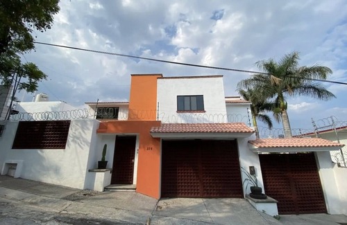 Cuernavaca Casa | La Casa de La Yaya