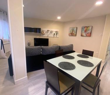 Ponferrada Apartamento | La casa de las Flores