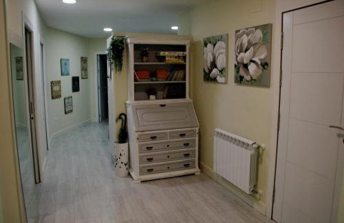 Ponferrada Apartamento | La casa de las Flores