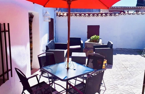 Alcabón Casa | LA CASA DE LOS LIRIOS