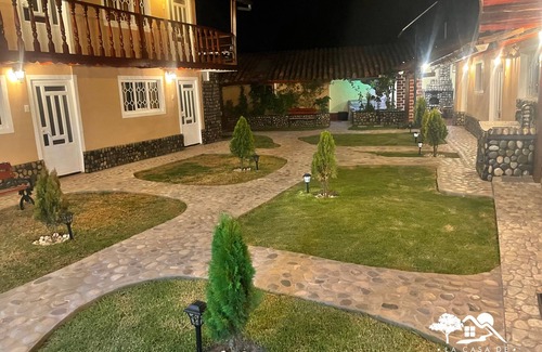 Chupaca Cabina | LA CASA DE LOS RODRIGUEZ