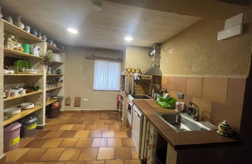 Arahuetes Cabaña | La casa de mis padres totalmente equipada, barbacoa, celebren momentos de relax.