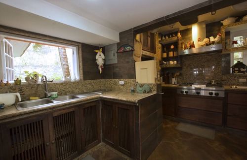 Curia Casa | La Casa de Pio Pio